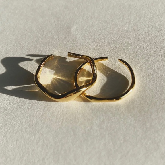 Wavy Ring Set - Picture 1 of 5